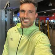 Quieres ponerte en forma este año ? No lo pienses más y empieza a entrenar 🏋️ ya